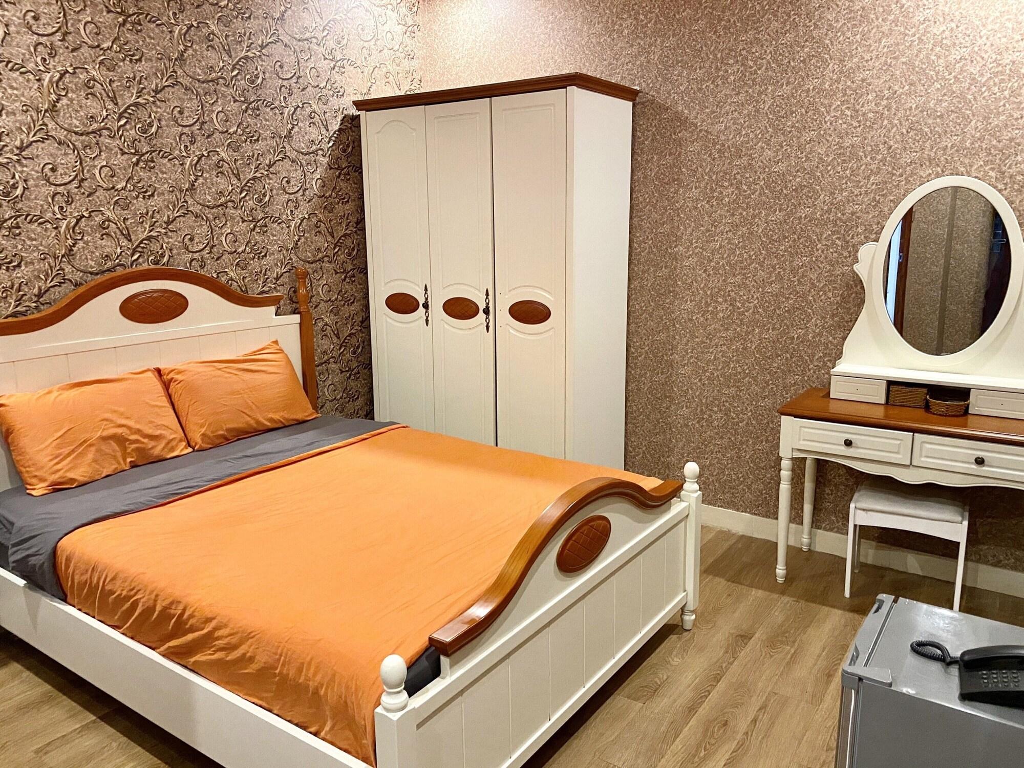 Spring Airport Hotel Ho Chi Minh City Exterior photo