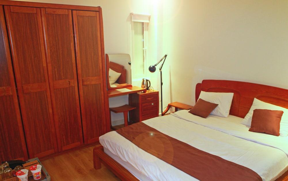 Spring Airport Hotel Ho Chi Minh City Exterior photo