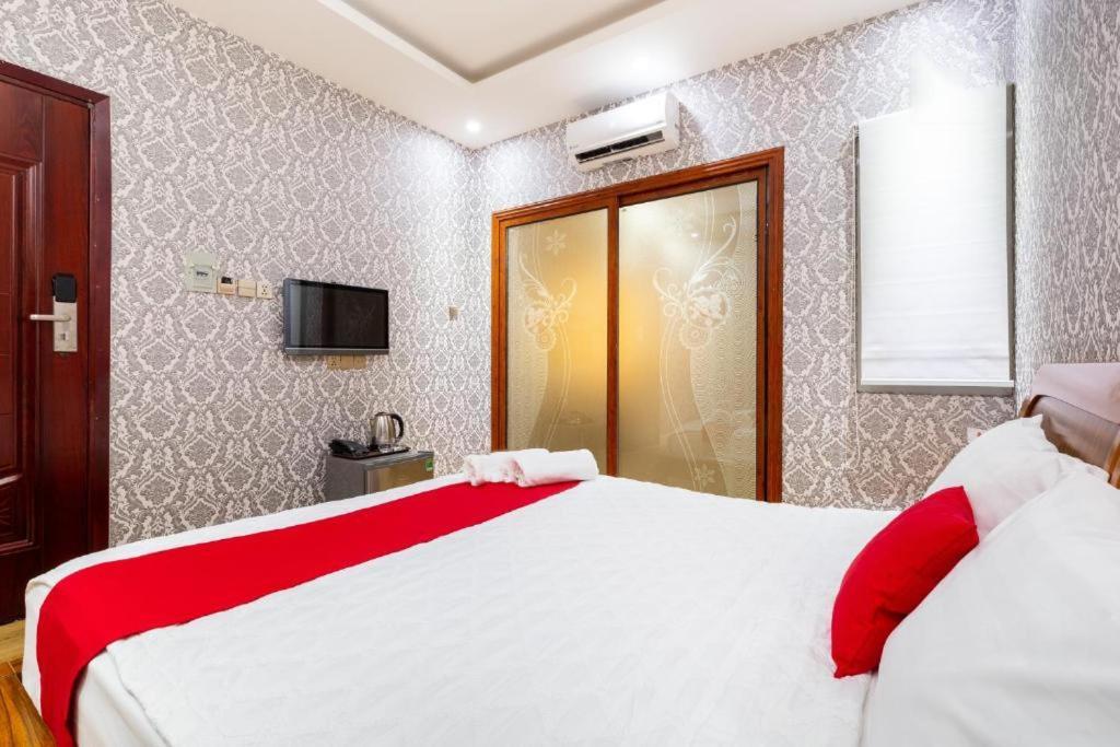 Spring Airport Hotel Ho Chi Minh City Exterior photo